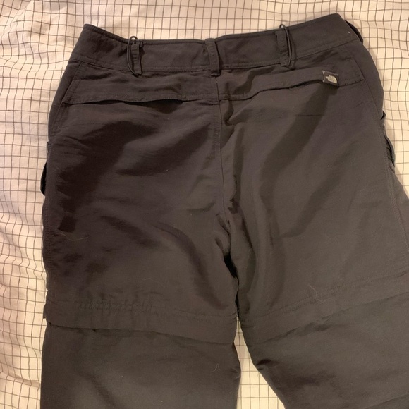 The North Face hiking zip-off pants - Picture 2 of 5